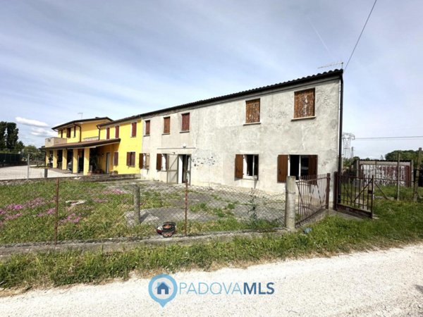 casa indipendente in vendita a Padova