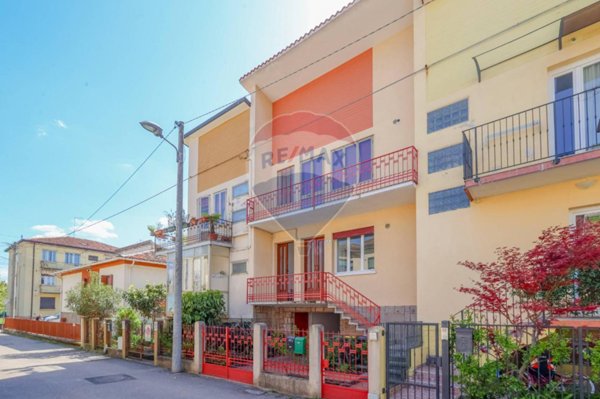 casa indipendente in vendita a Padova in zona Montà
