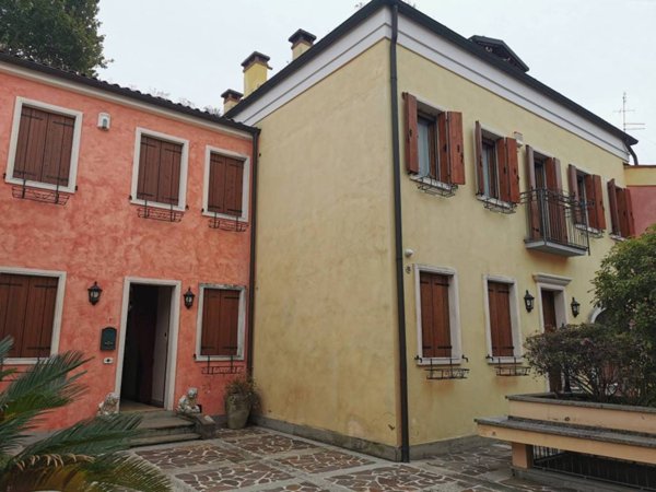casa indipendente in vendita a Padova in zona Centro Storico