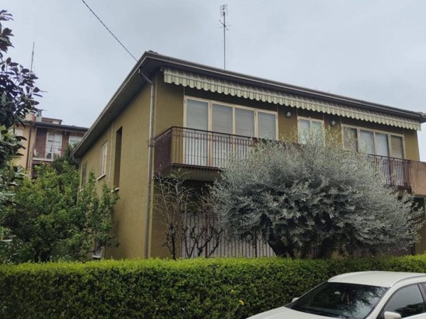 casa indipendente in vendita a Padova in zona Forcellini / Terranegra