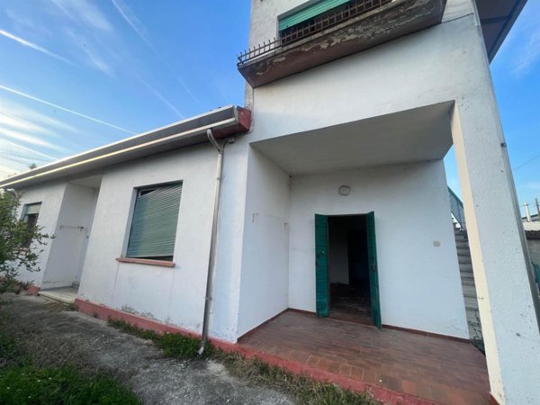 casa indipendente in vendita a Padova in zona Montà