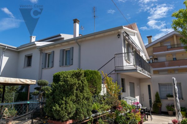 appartamento in vendita a Padova in zona Guizza