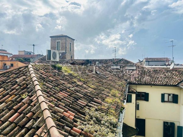 appartamento in vendita a Padova in zona Centro Storico