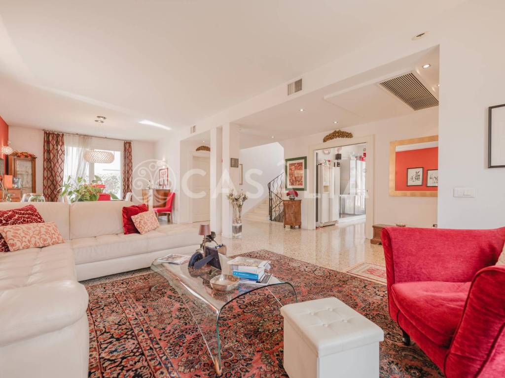 casa indipendente in vendita a Padova in zona Arcella