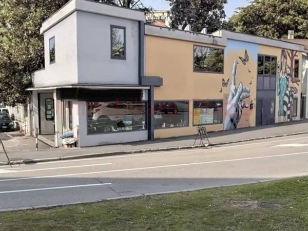 intera palazzina in vendita a Padova in zona San Carlo