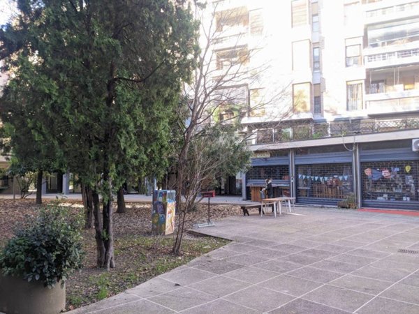 negozio in vendita a Padova in zona Sant'Osvaldo / Santa Rita
