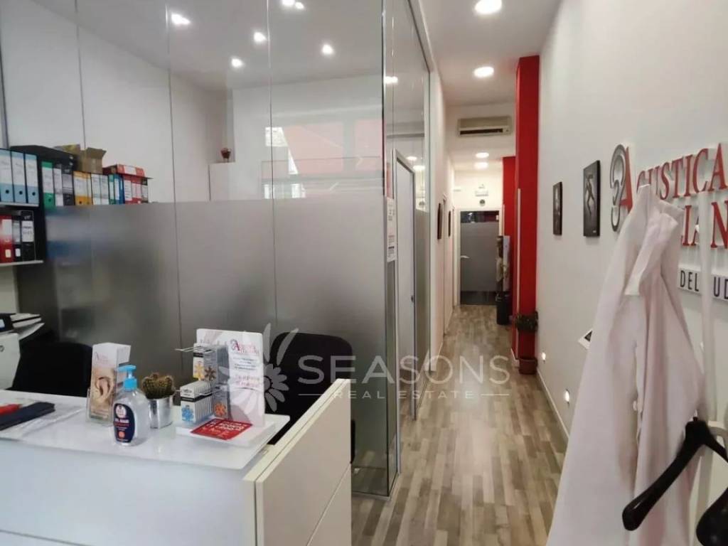 negozio in vendita a Padova in zona Pio X