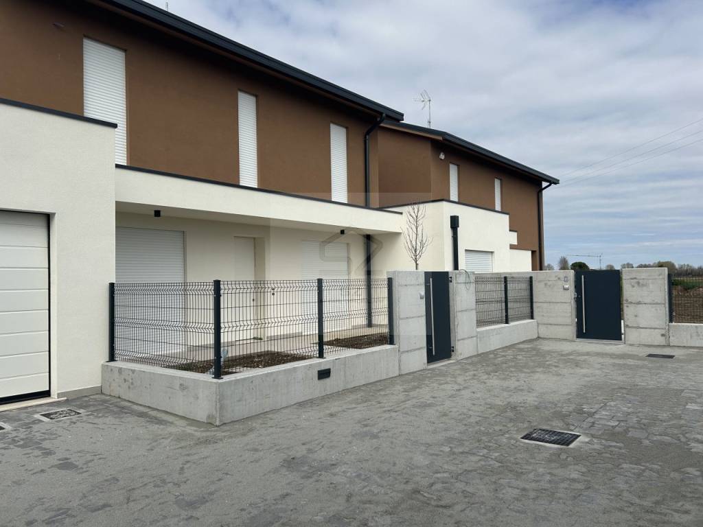 casa indipendente in vendita a Padova in zona Mandria