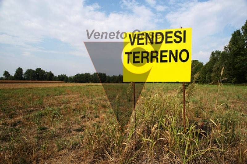 terreno edificabile in vendita a Padova in zona Camin / Granze