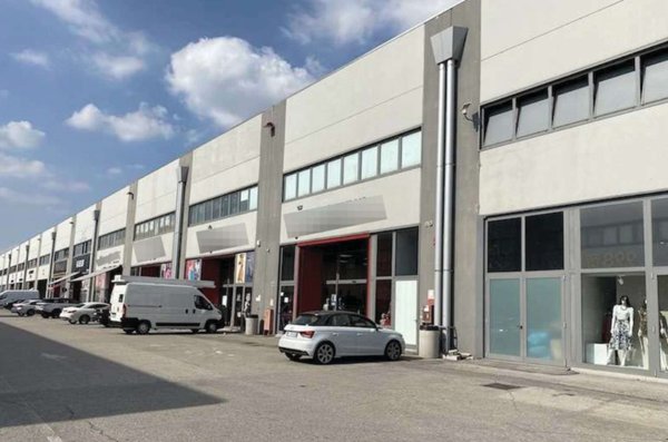 capannone in vendita a Padova in zona Camin / Granze