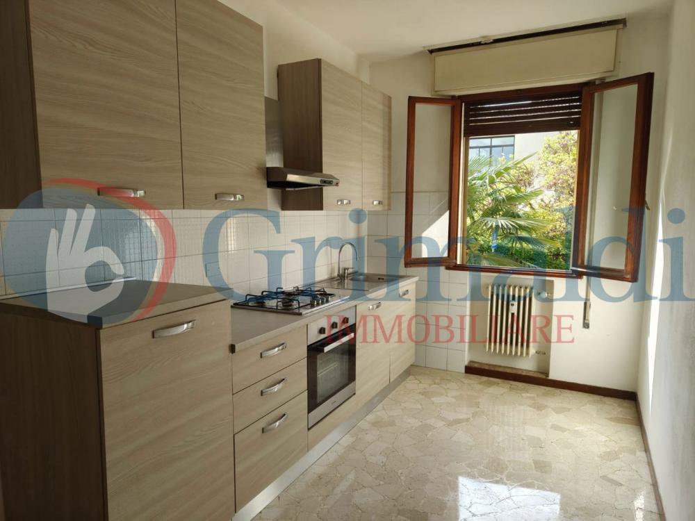 appartamento in vendita a Padova in zona Arcella