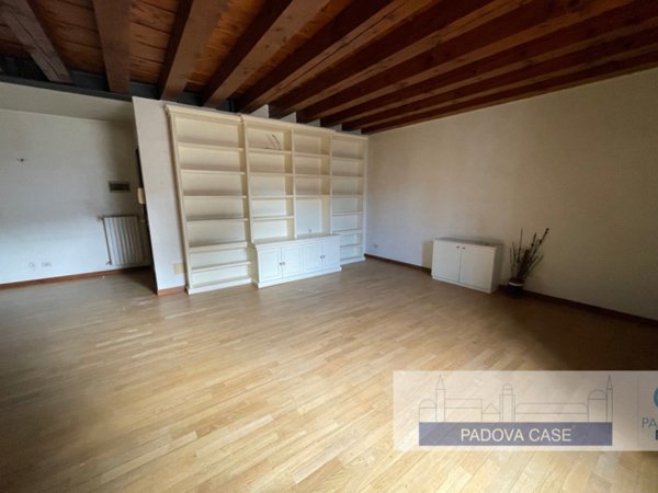 appartamento in vendita a Padova in zona Savonarola