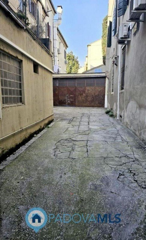 appartamento in vendita a Padova in zona Centro Storico