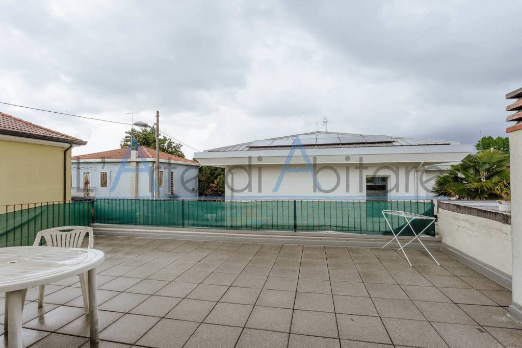 casa indipendente in vendita a Padova in zona Sant'Osvaldo / Santa Rita