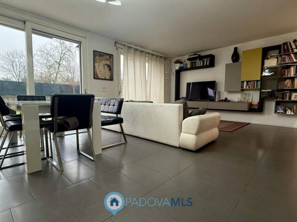 casa indipendente in vendita a Padova in zona Brentelle