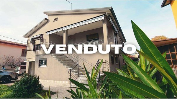 casa indipendente in vendita a Padova
