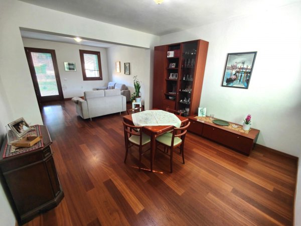 casa indipendente in vendita a Padova in zona Montà