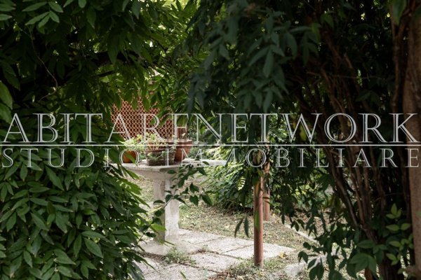 casa indipendente in vendita a Padova in zona Mortise