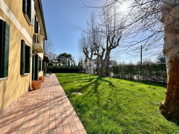 casa indipendente in vendita a Padova in zona Forcellini / Terranegra