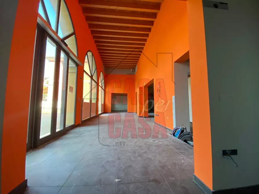 negozio in vendita a Padova in zona Savonarola
