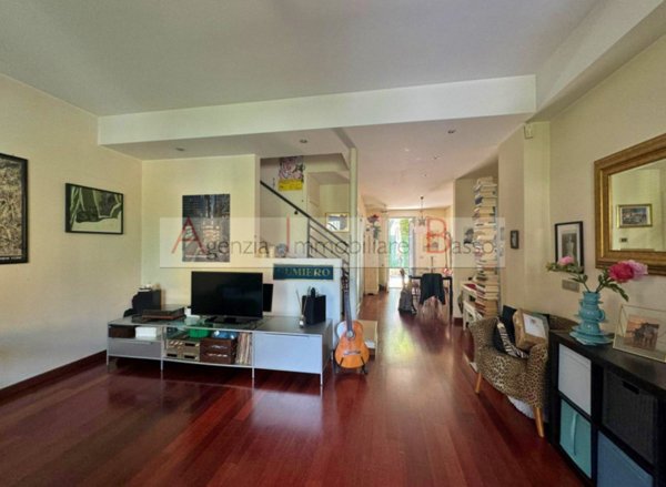 casa indipendente in vendita a Padova in zona Sacra Famiglia