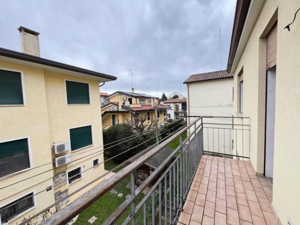appartamento in vendita a Padova in zona San Carlo