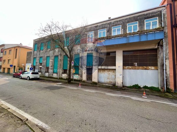 locale commerciale in vendita a Padova in zona Arcella