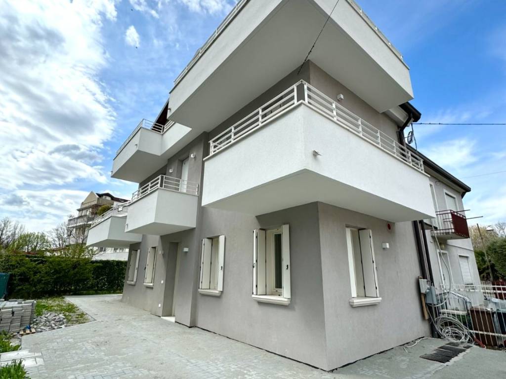 casa indipendente in vendita a Padova in zona Porta Trento