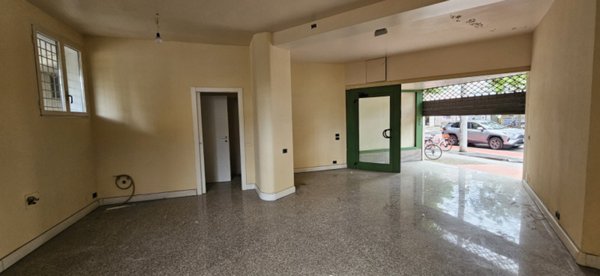 negozio in vendita a Padova in zona Sant'Osvaldo / Santa Rita