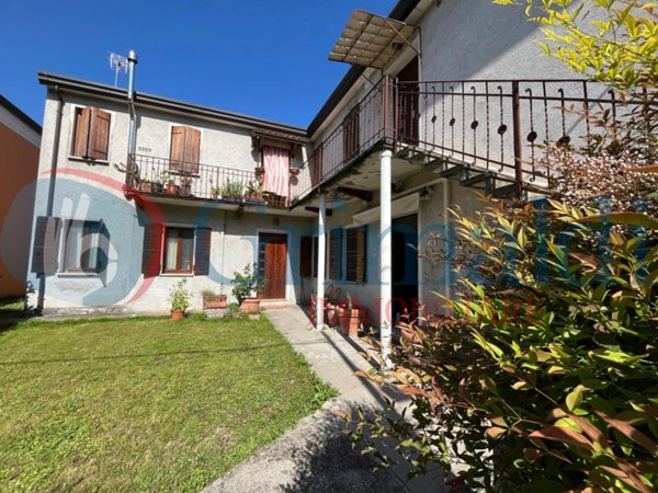 appartamento in vendita a Padova in zona Brentelle
