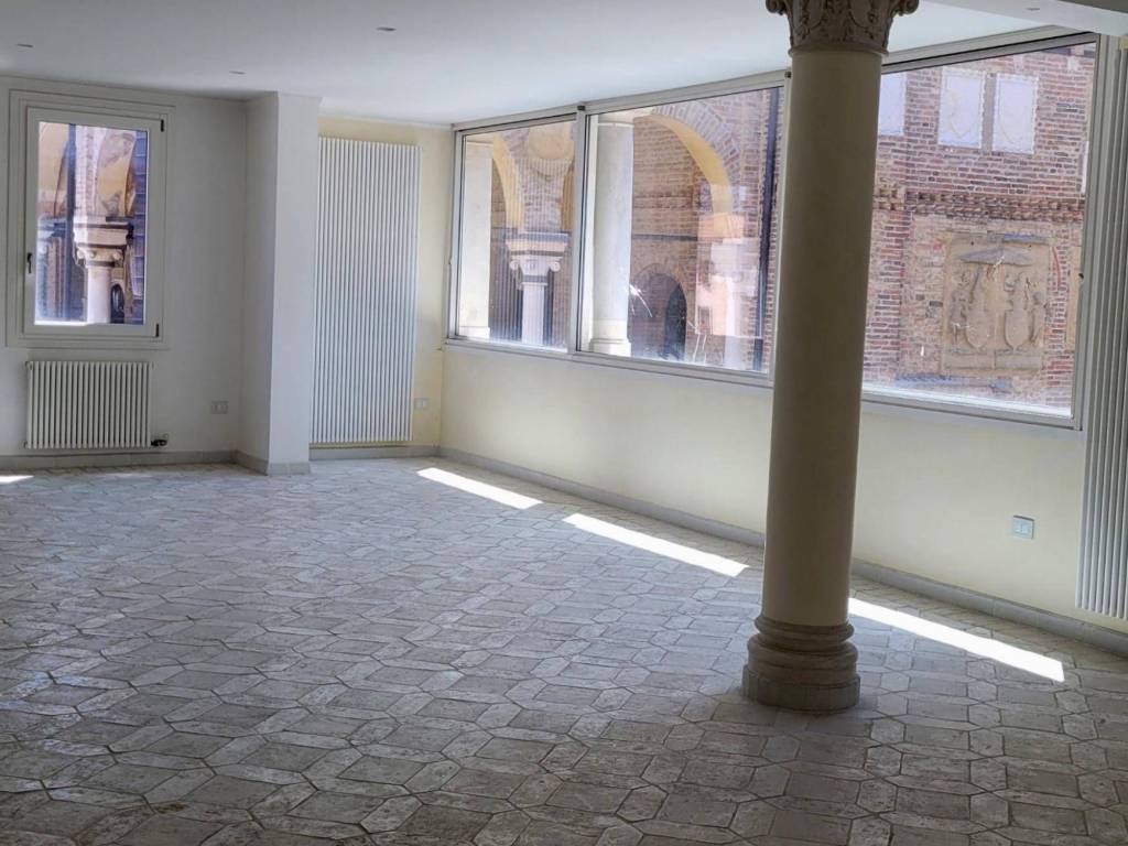 appartamento in vendita a Padova in zona Centro Storico