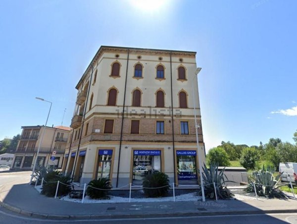 locale commerciale in vendita a Padova in zona Stanga