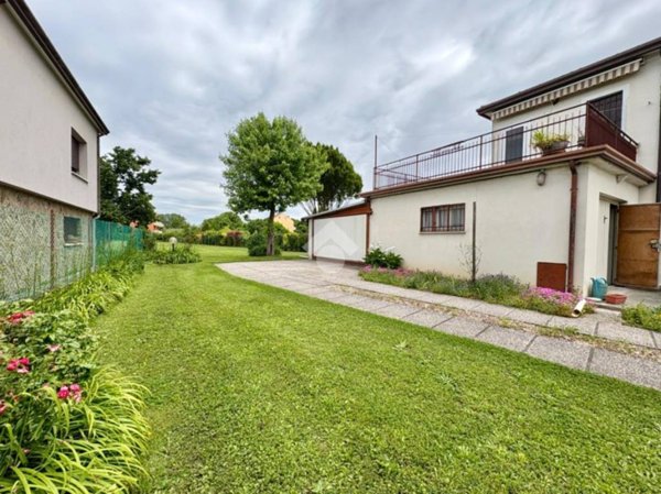 casa indipendente in vendita a Padova in zona Guizza