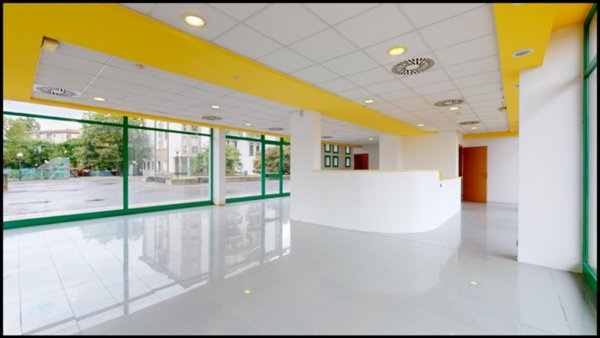 negozio in vendita a Padova in zona Stanga