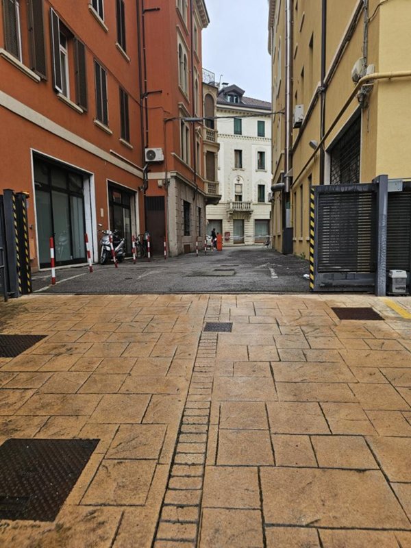negozio in vendita a Padova in zona Centro Storico