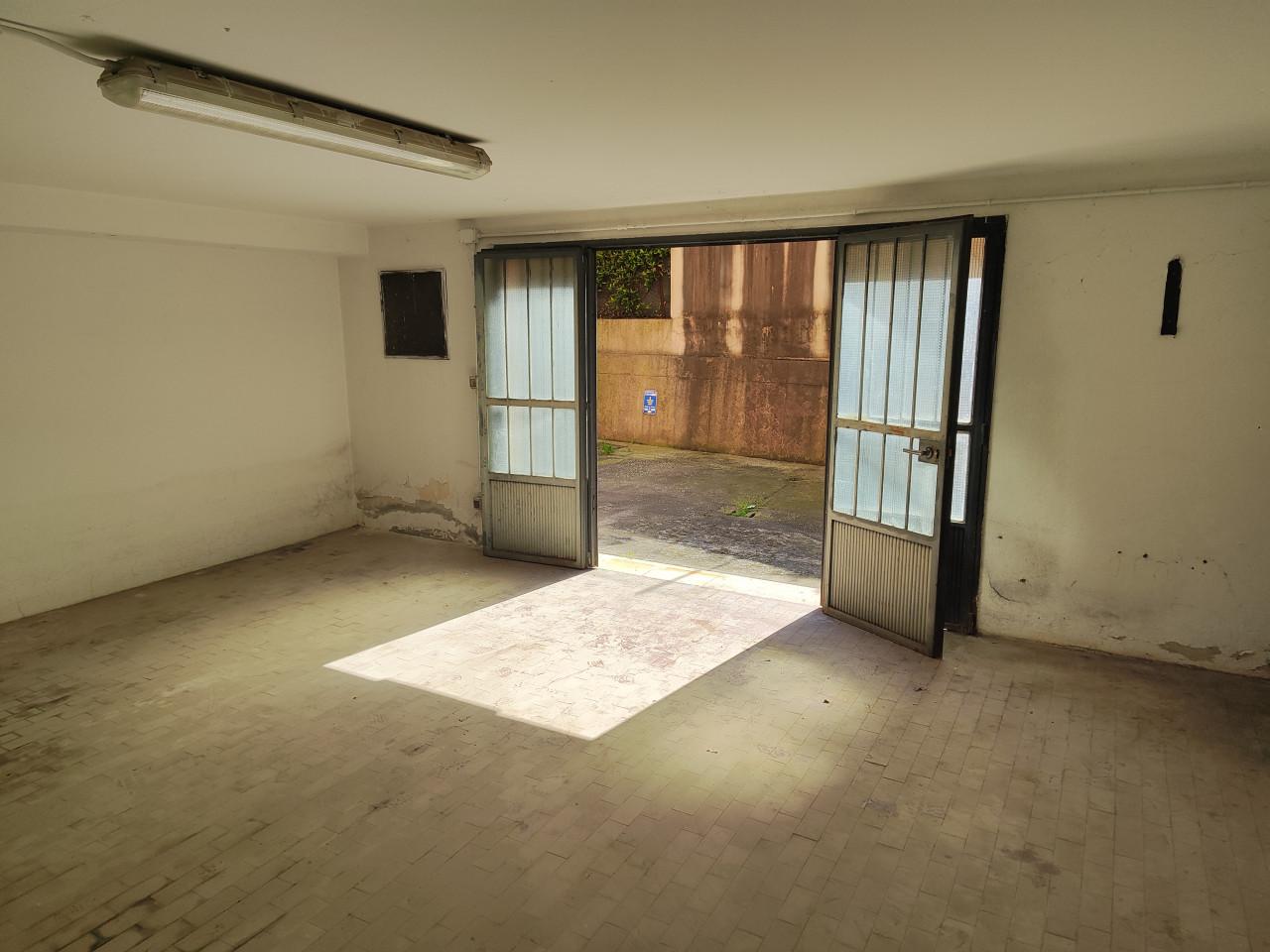 negozio in vendita a Padova in zona Brentelle