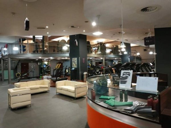 locale commerciale in vendita a Padova