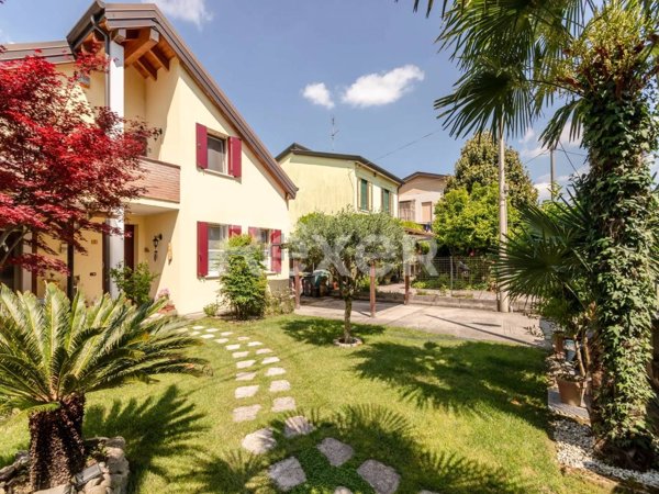 casa indipendente in vendita a Padova in zona Camin / Granze