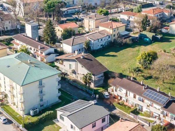 casa indipendente in vendita a Padova in zona Forcellini / Terranegra
