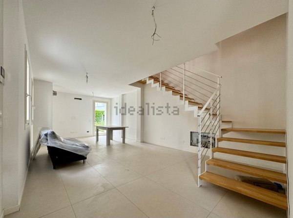 casa indipendente in vendita a Padova in zona Porta Trento