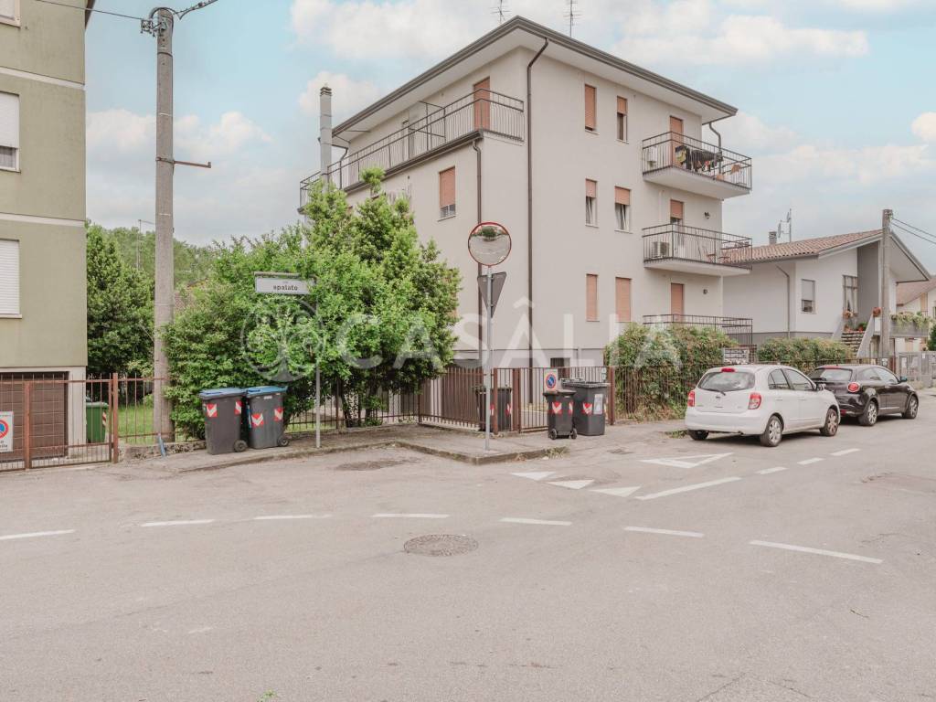 appartamento in vendita a Padova in zona Altichiero