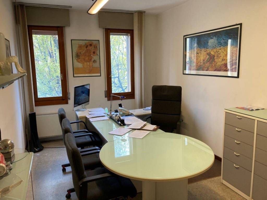 ufficio in vendita a Padova in zona Savonarola