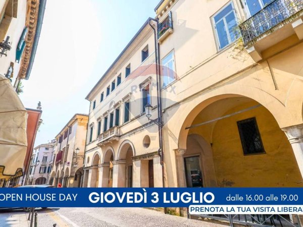 appartamento in vendita a Padova in zona Centro Storico