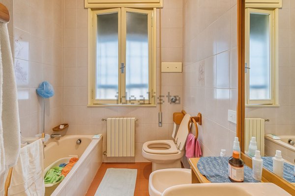 casa indipendente in vendita a Padova in zona Stanga