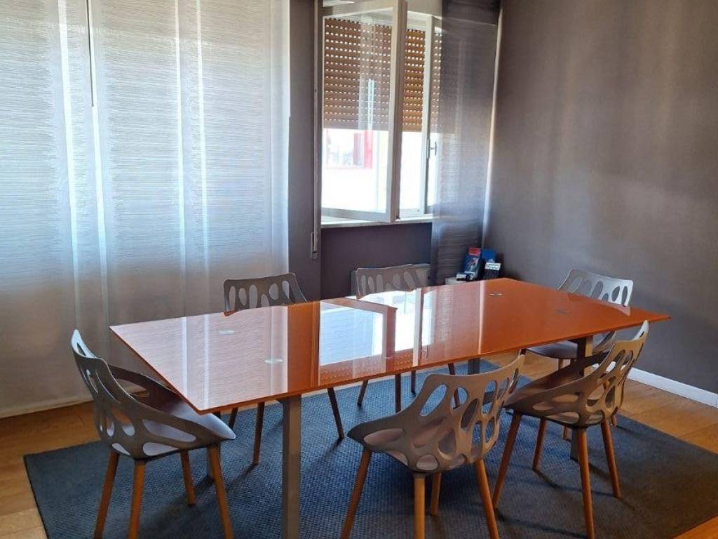 ufficio in vendita a Padova in zona Stanga
