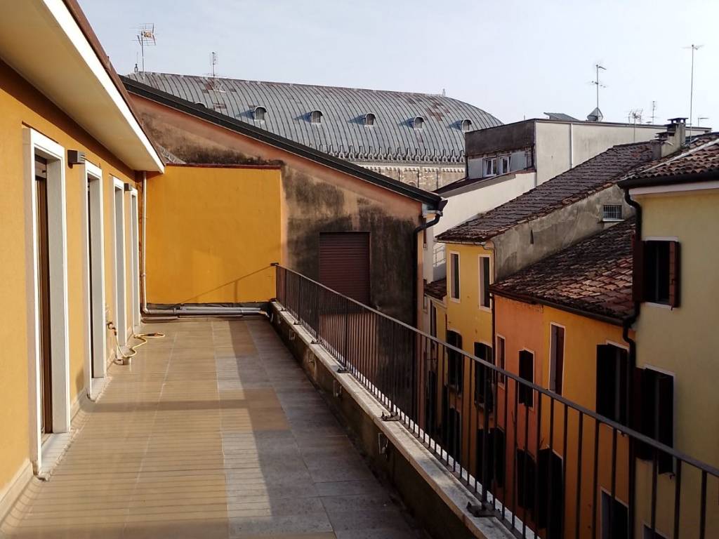 appartamento in vendita a Padova in zona Savonarola