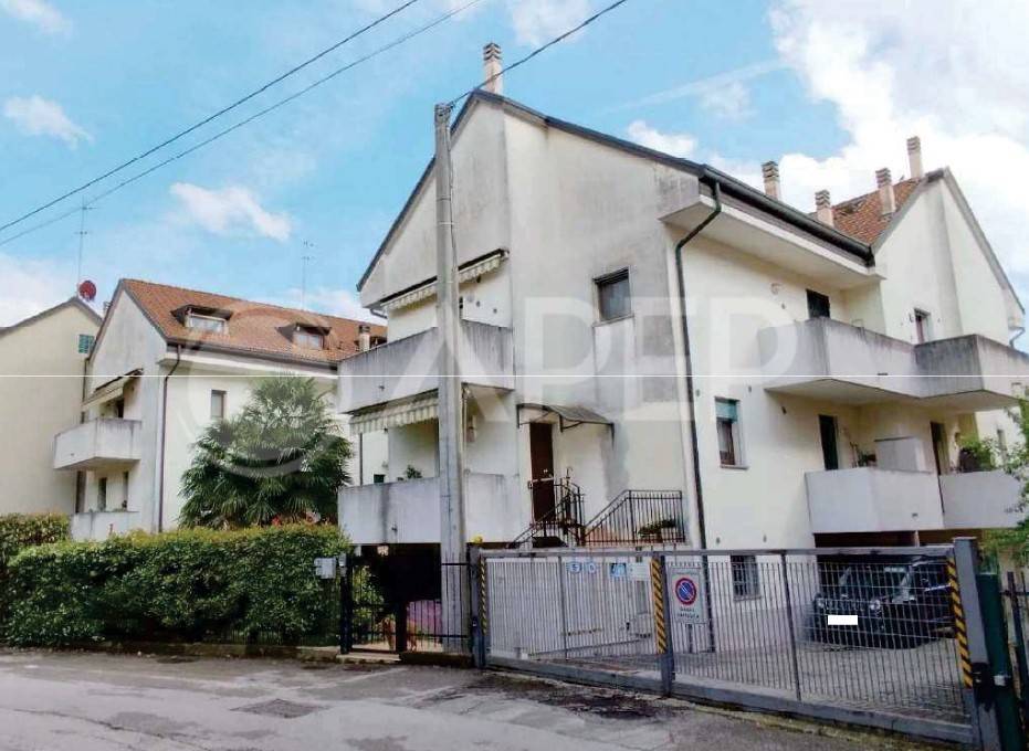 appartamento in vendita a Padova in zona Pio X