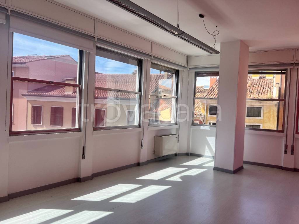 appartamento in vendita a Padova in zona Centro Storico