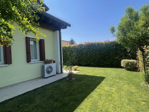 casa indipendente in vendita a Padova in zona San Carlo