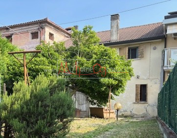 casa indipendente in vendita a Padova in zona Santa Croce